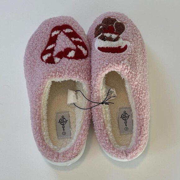 Women's Pink and Red Slippers - Picture 3 of 4